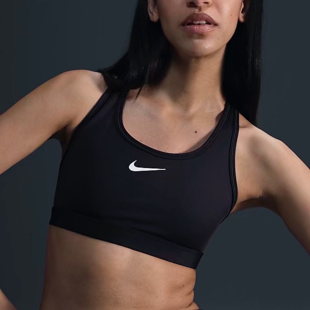NWT Nike Swoosh Medium Support Black Size Small